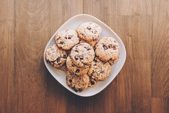 How to Keep Cookies Fresh - My Kitchen Gadgets