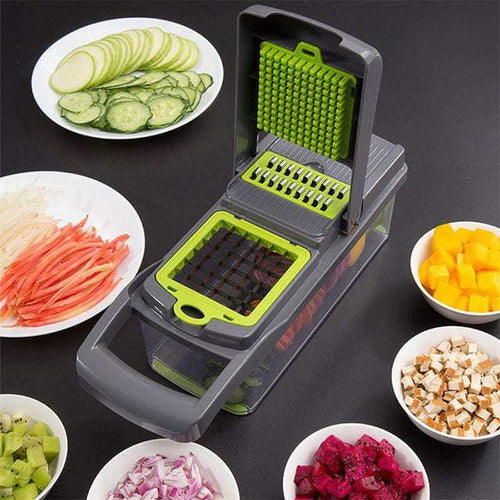 BESTONZON Beauty Cucumber Slicer Cutter Creative Food DIY Facial Mask  Cucumber Cutter with Mirror Vegetable Slicer Tool (Random Color)