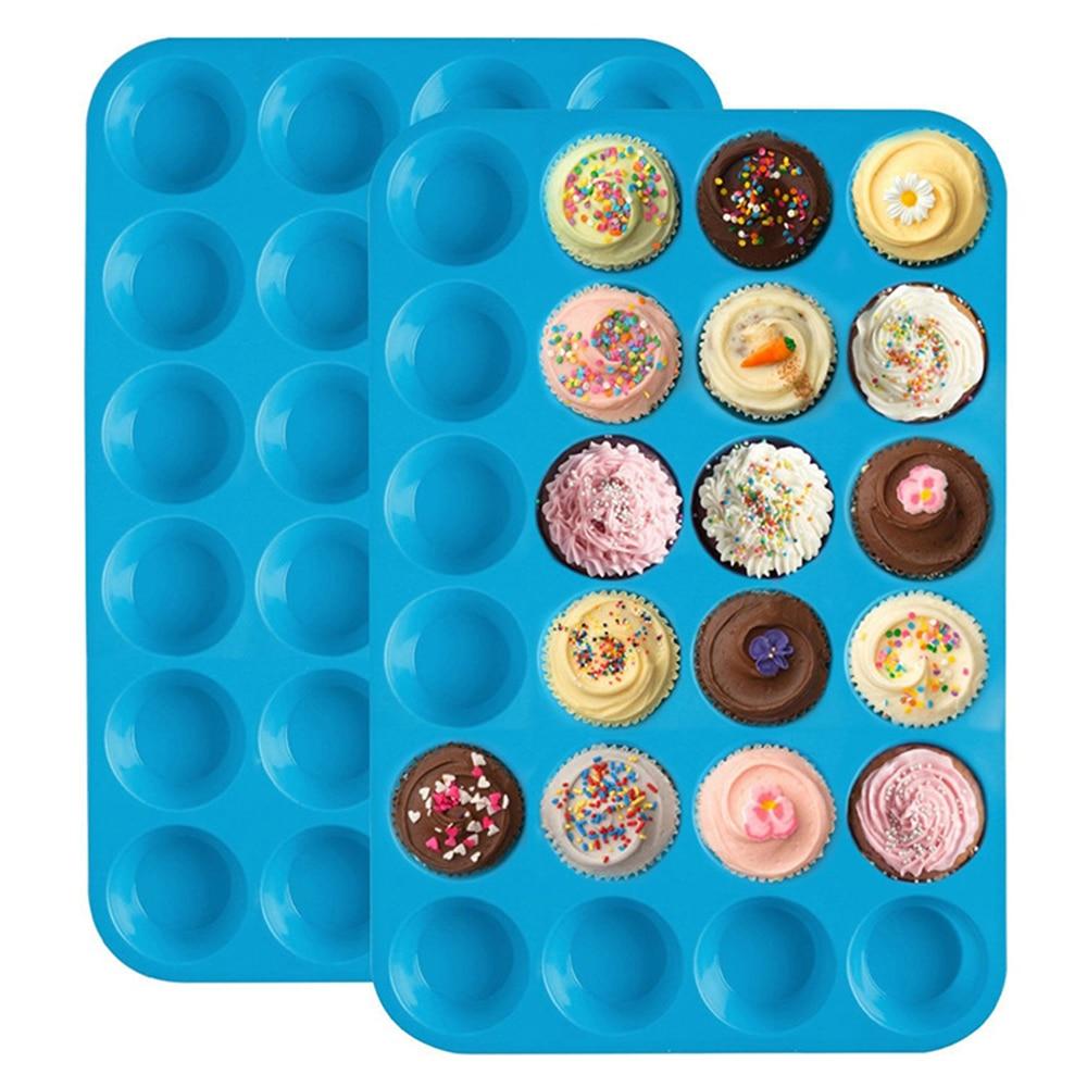 https://my-kitchengadgets.com/cdn/shop/products/silicone-muffin-pan-4.jpg?v=1695980879
